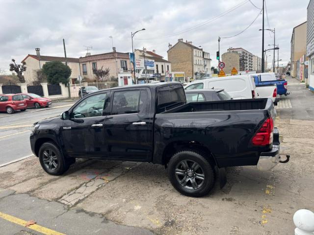 Toyota Hilux image 9