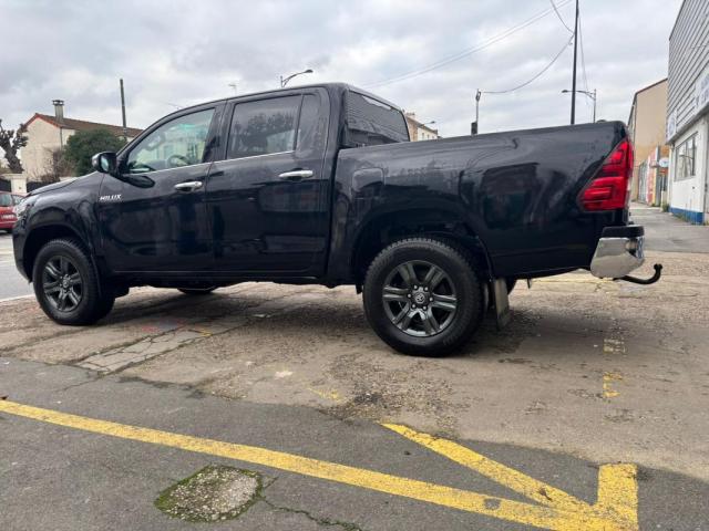 Toyota Hilux image 5