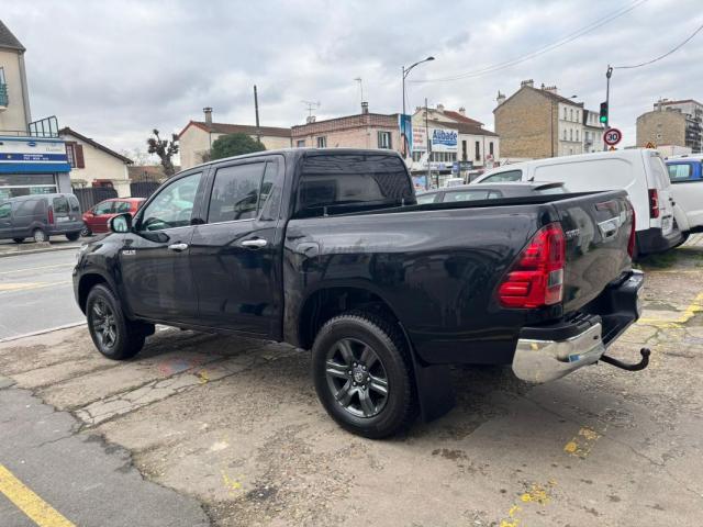 Toyota Hilux image 4