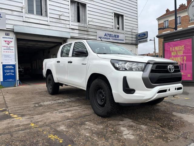 Toyota Hilux image 8