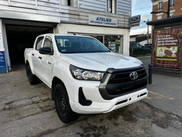 Toyota Hilux image 3