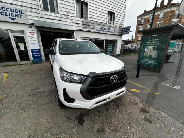 Toyota Hilux image 6