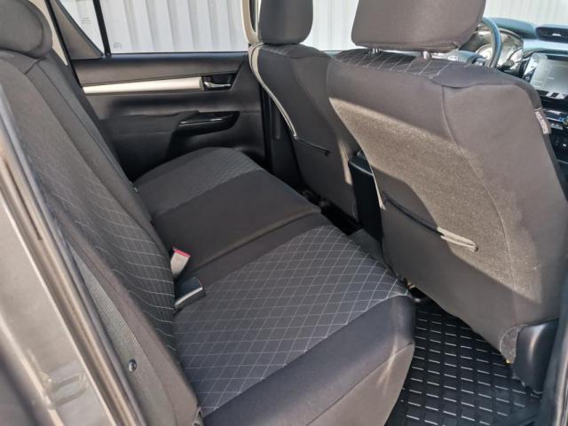 Toyota Hilux image 1