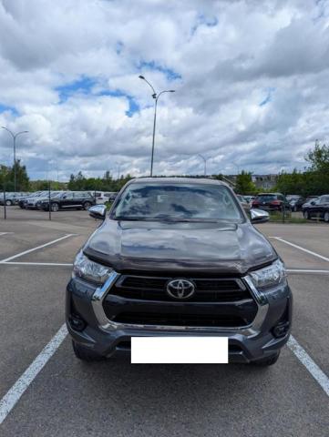 Toyota Hilux image 3