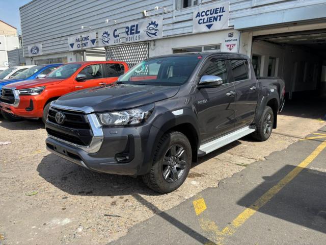 Toyota Hilux image 3