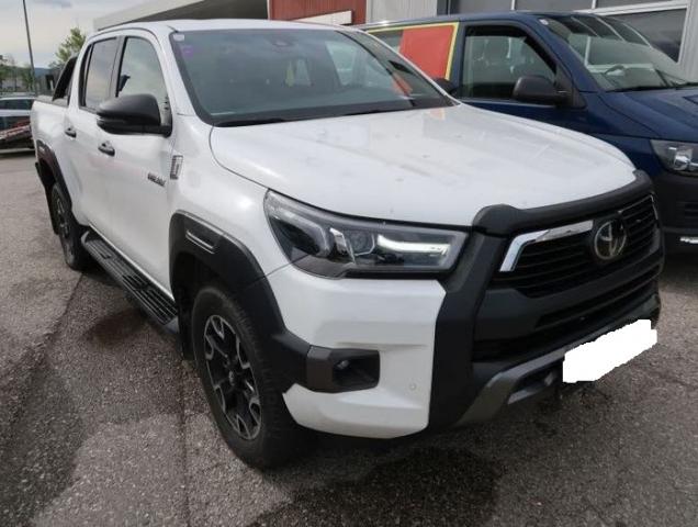 Toyota Hilux image 3