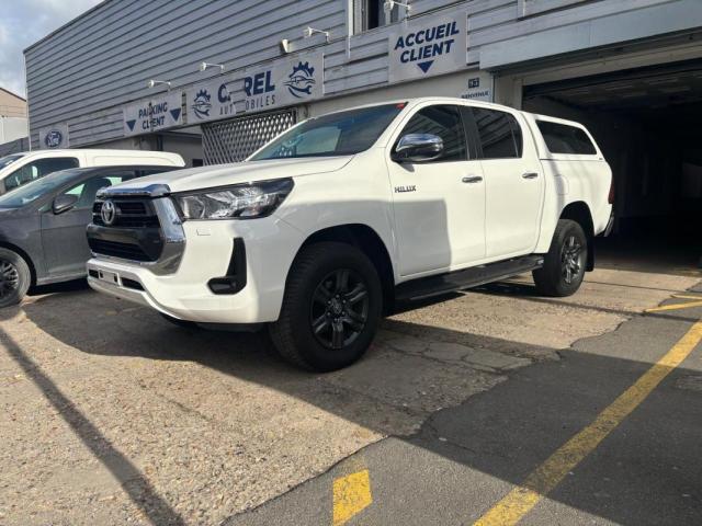 Toyota Hilux image 8