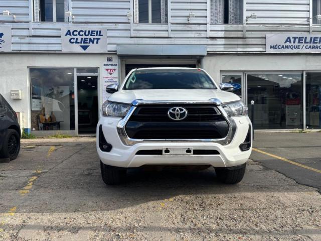 Toyota Hilux image 3