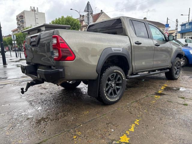Toyota Hilux image 9