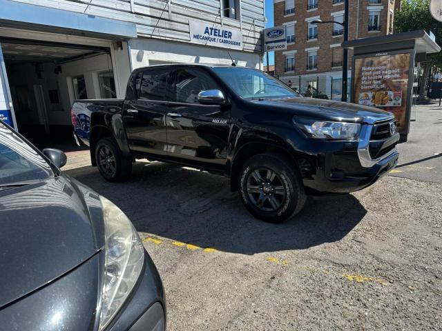 Toyota Hilux image 5