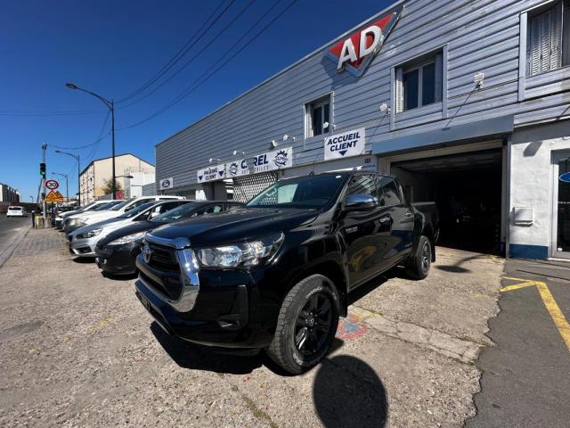 Toyota Hilux image 8