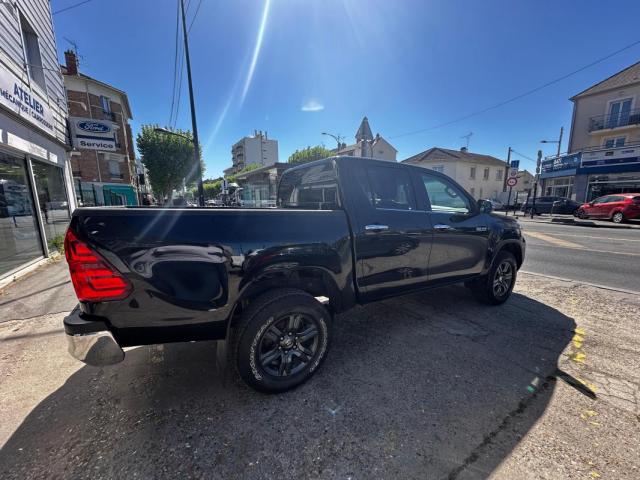 Toyota Hilux image 3