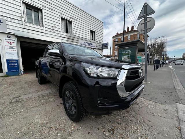 Toyota Hilux image 8