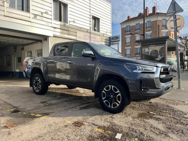 Toyota Hilux image 4