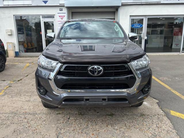 Toyota Hilux image 1