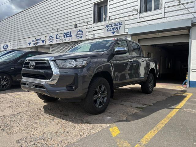 Toyota Hilux image 3