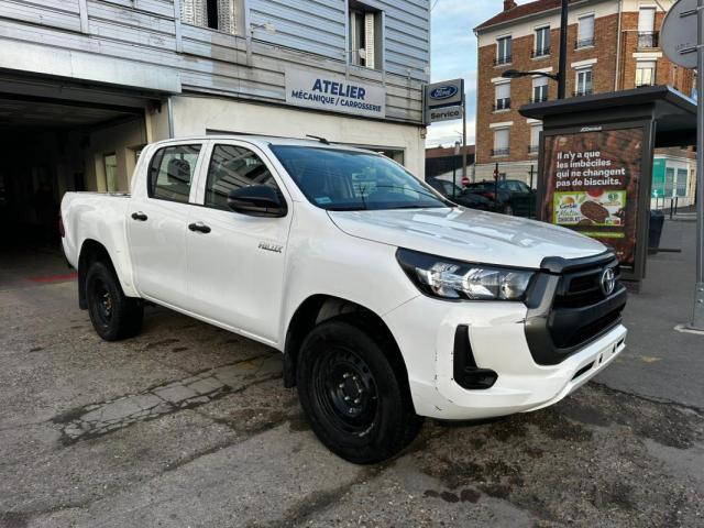 Toyota Hilux image 4