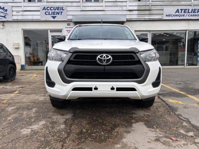 Toyota Hilux image 6