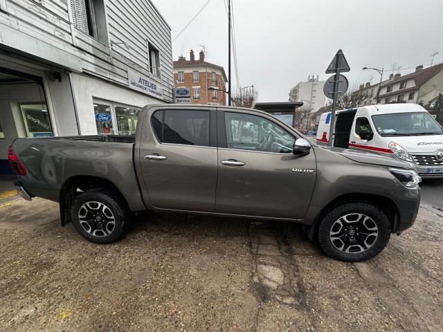 Toyota Hilux image 3