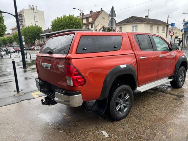 Toyota Hilux image 8