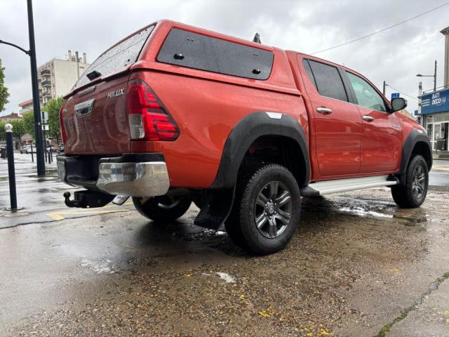 Toyota Hilux image 9