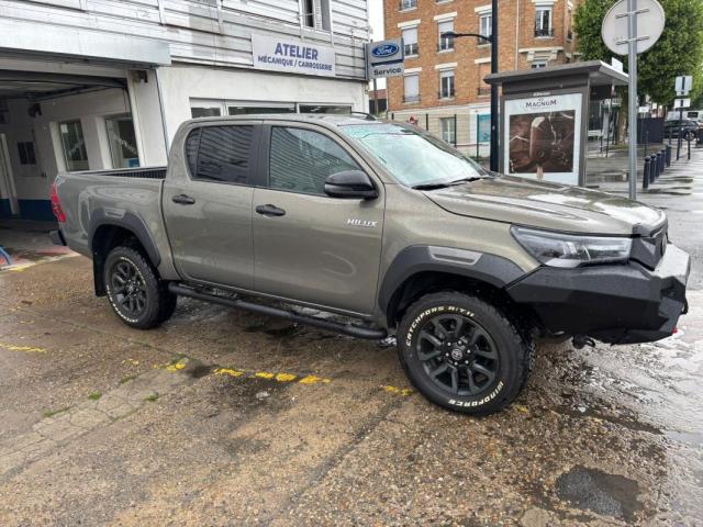Toyota Hilux image 3
