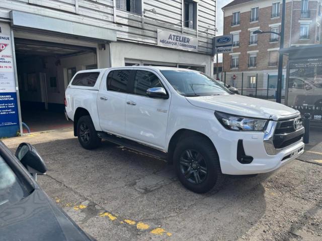 Toyota Hilux image 4