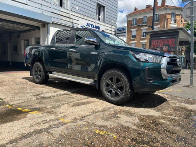 Toyota Hilux image 4