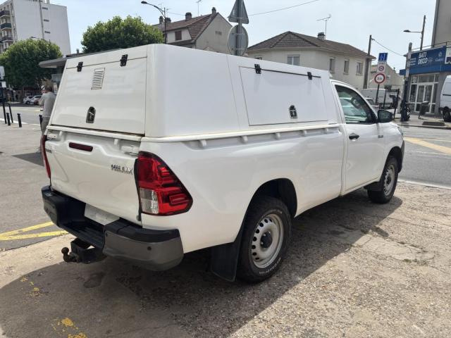 Toyota Hilux image 5