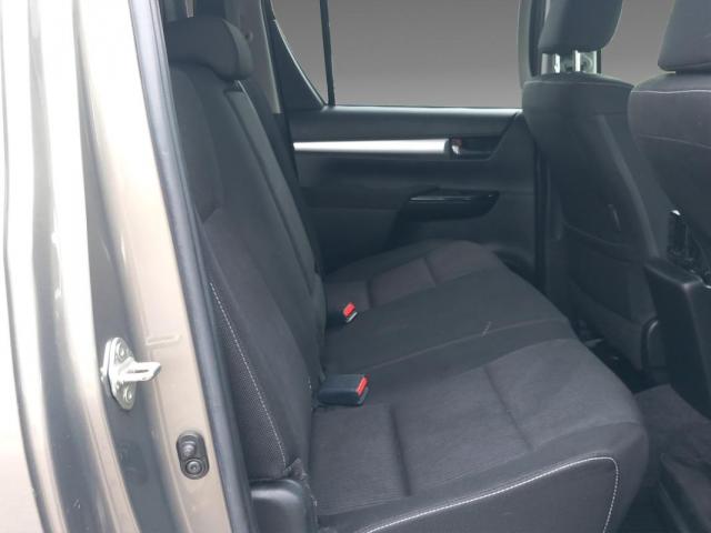 Toyota Hilux image 3