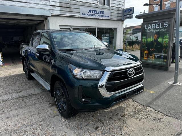 Toyota Hilux image 4