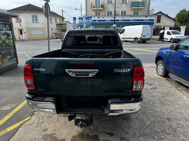 Toyota Hilux image 9