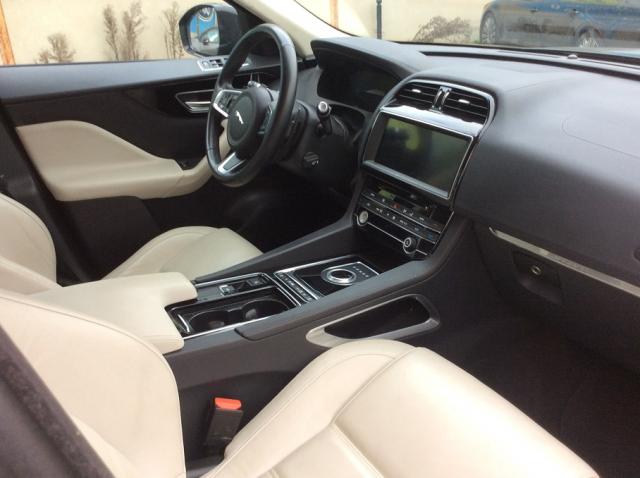 Jaguar F-Pace image 5