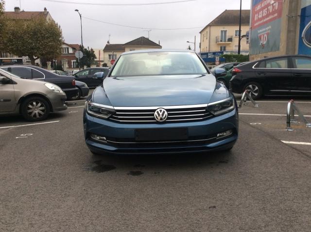 Volkswagen Passat image 1
