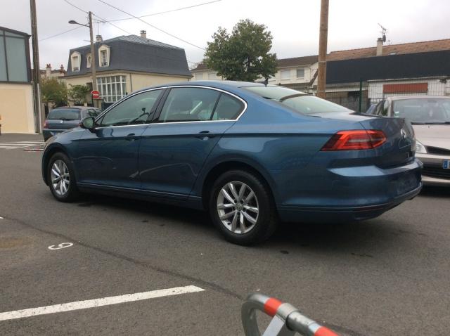 Volkswagen Passat image 9