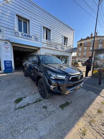 Toyota Hilux image 6