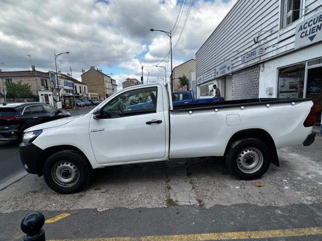 Toyota Hilux image 7