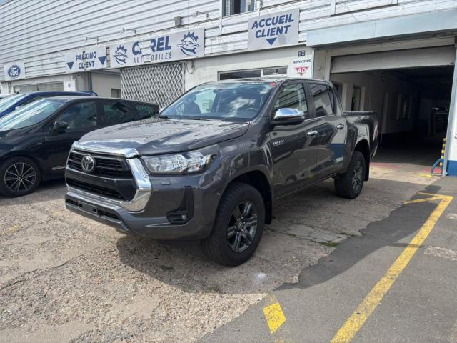 Toyota Hilux image 5