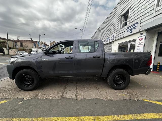 Toyota Hilux image 9