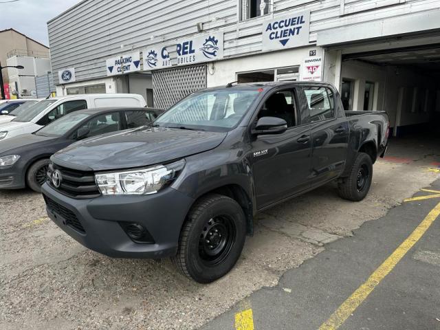 Toyota Hilux image 3