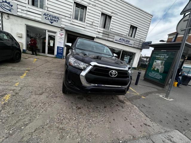 Toyota Hilux image 3