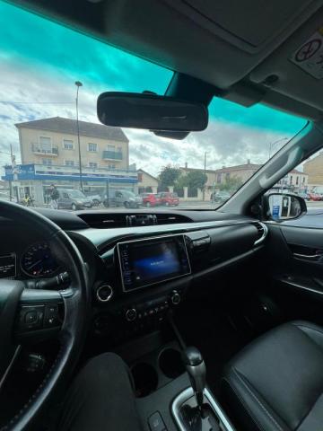 Toyota Hilux image 3