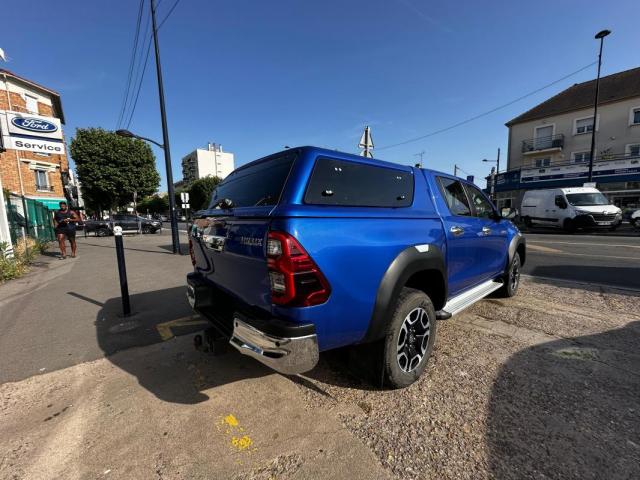 Toyota Hilux image 8