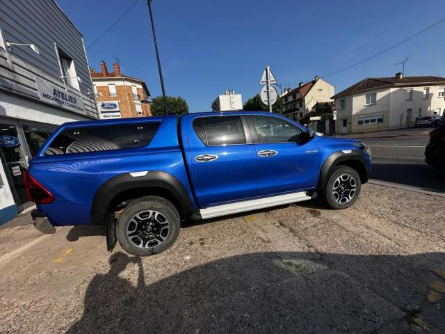 Toyota Hilux image 1