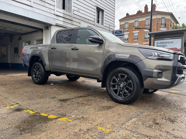 Toyota Hilux image 6