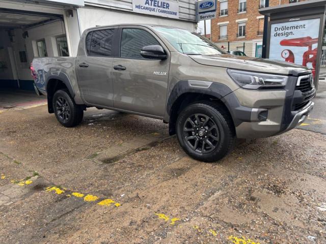 Toyota Hilux image 4