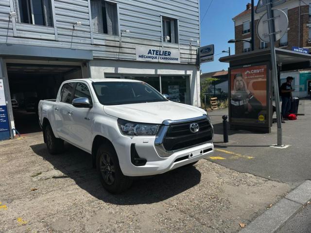 Toyota Hilux image 9