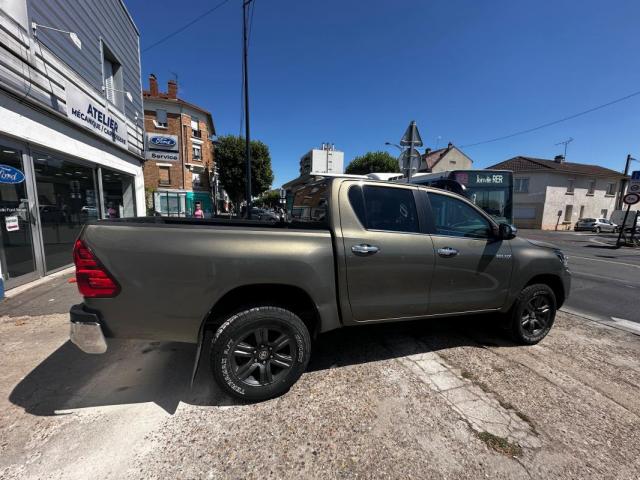 Toyota Hilux image 7