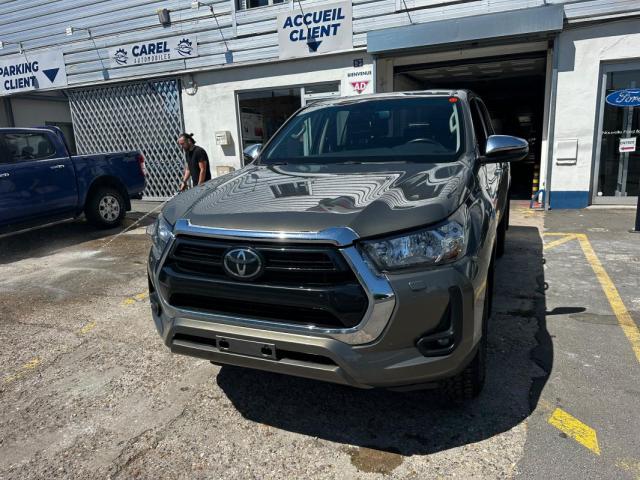 Toyota Hilux image 1