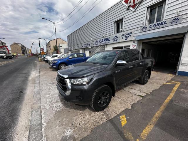 Toyota Hilux image 1